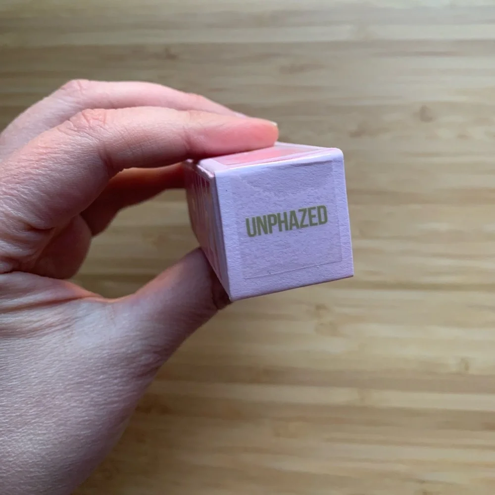 Jeffree Star Cosmetics‎ Velvet Trap Lipstick - Unphazed (Nude Olive) - NWB